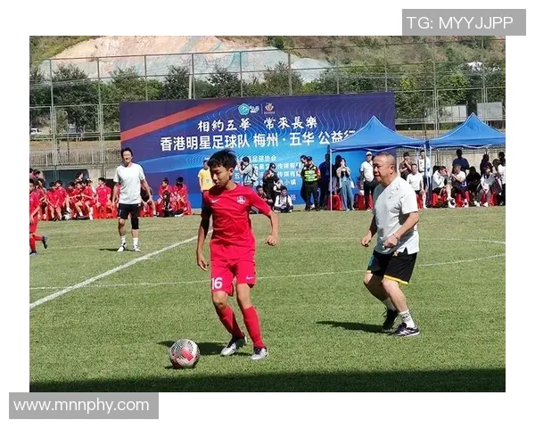 龙哥的下一份合同……